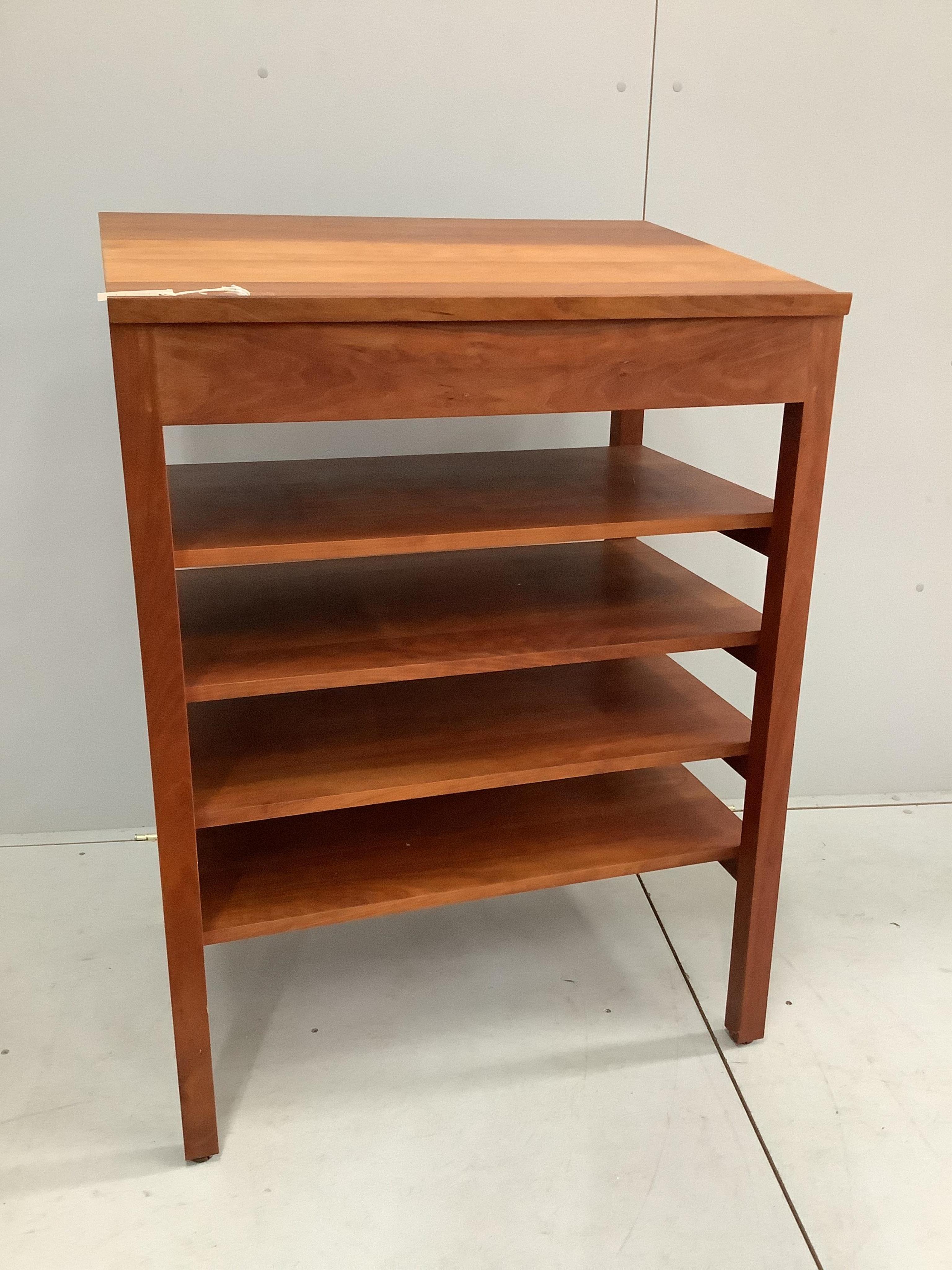 A Thomas Moser cherrywood folio stand, width 81cm, depth 58cm, height 102cm. Condition good